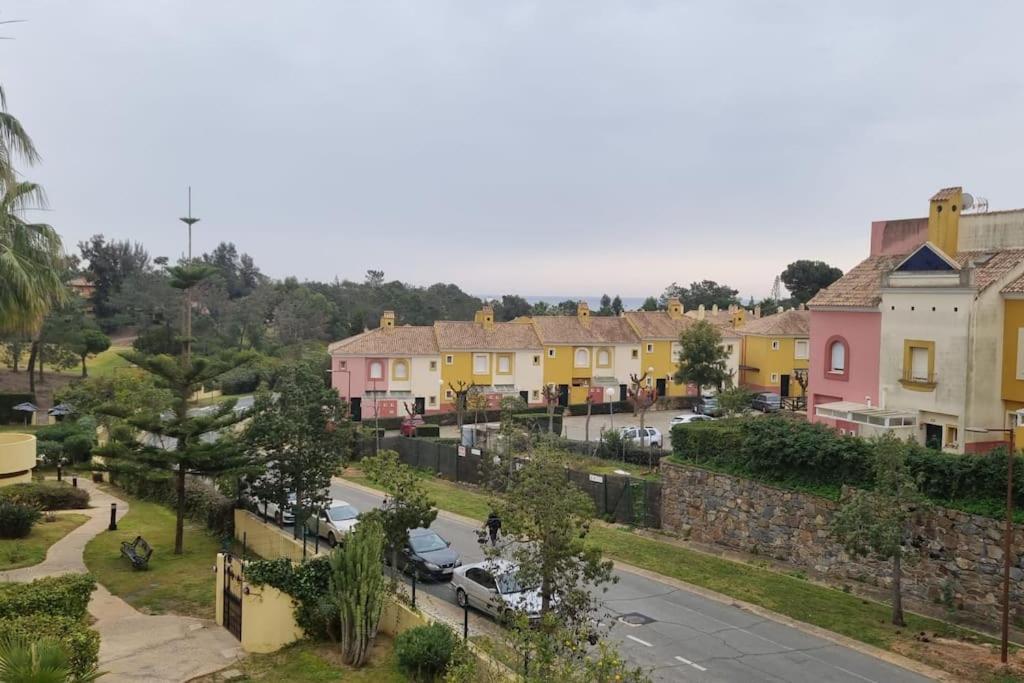 Laguna Golf, Hoyo 17, Islantilla Buitenkant foto